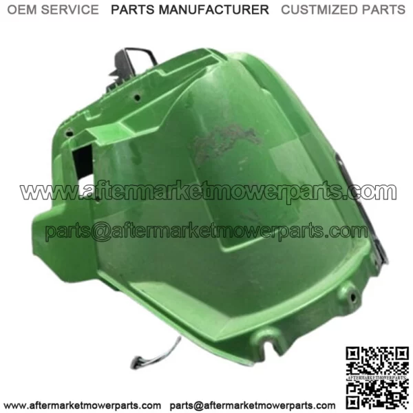 John Deere Gator Green Fender M130970  RH