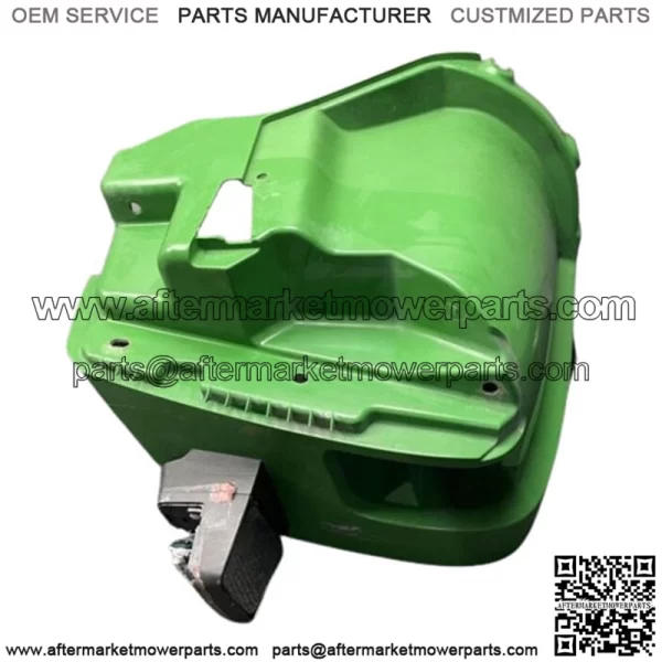 John Deere Gator Green Fender M130971 LH