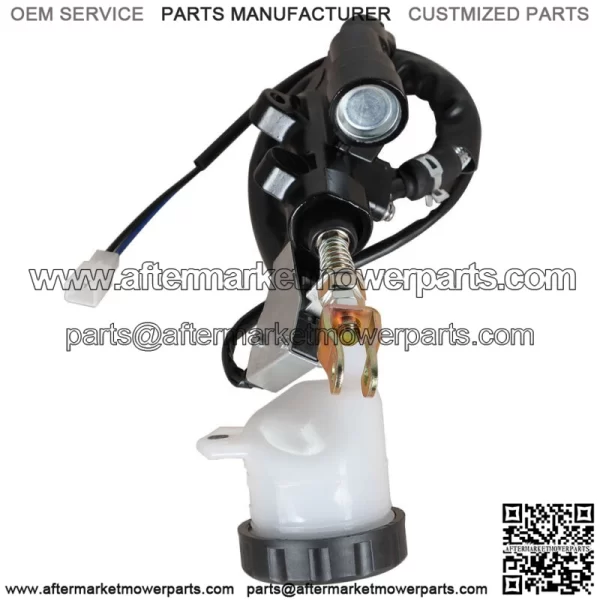New Rear Brake Master Cylinder & Reservoir For Honda 90-94 GL1500 A SE - Image 4